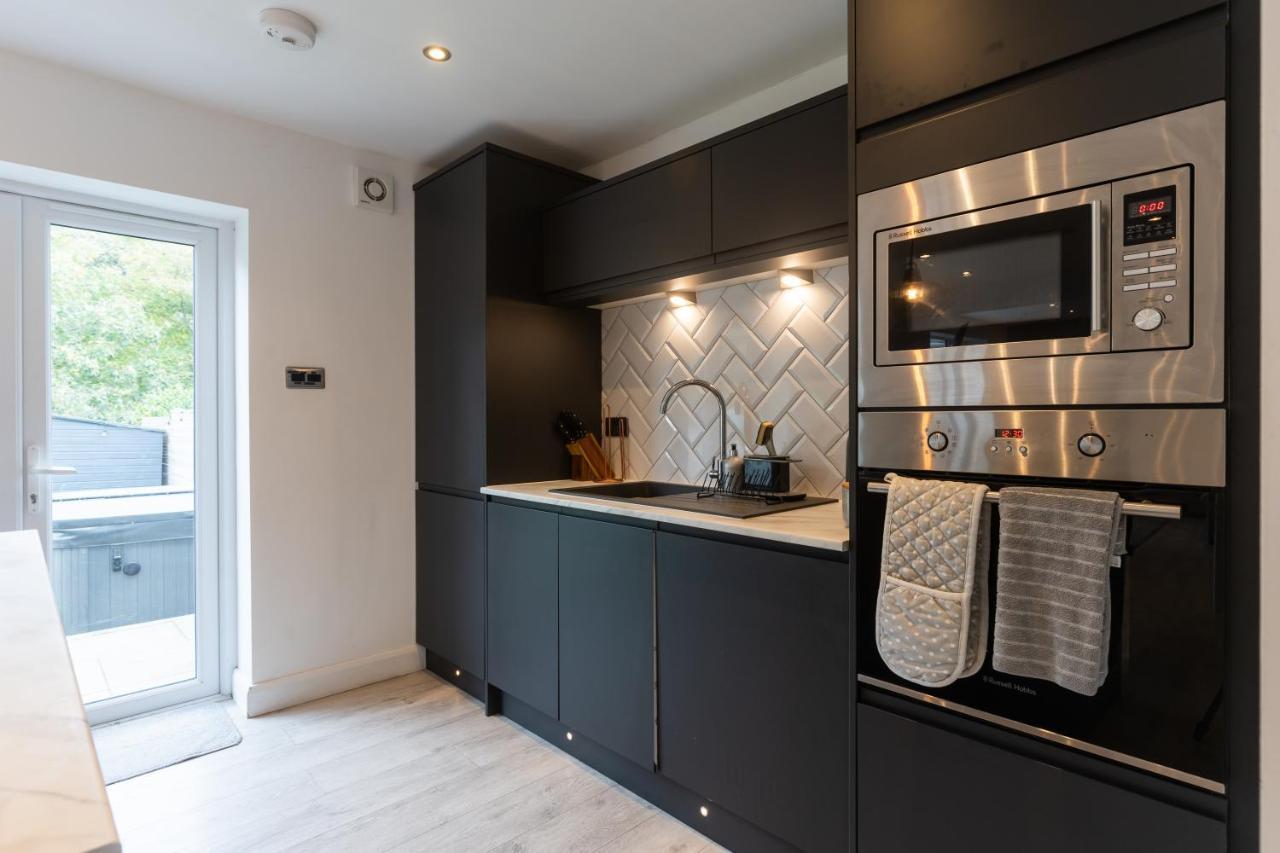 No40Barmouth-Modern,Spacious&Hot Tub Εξωτερικό φωτογραφία