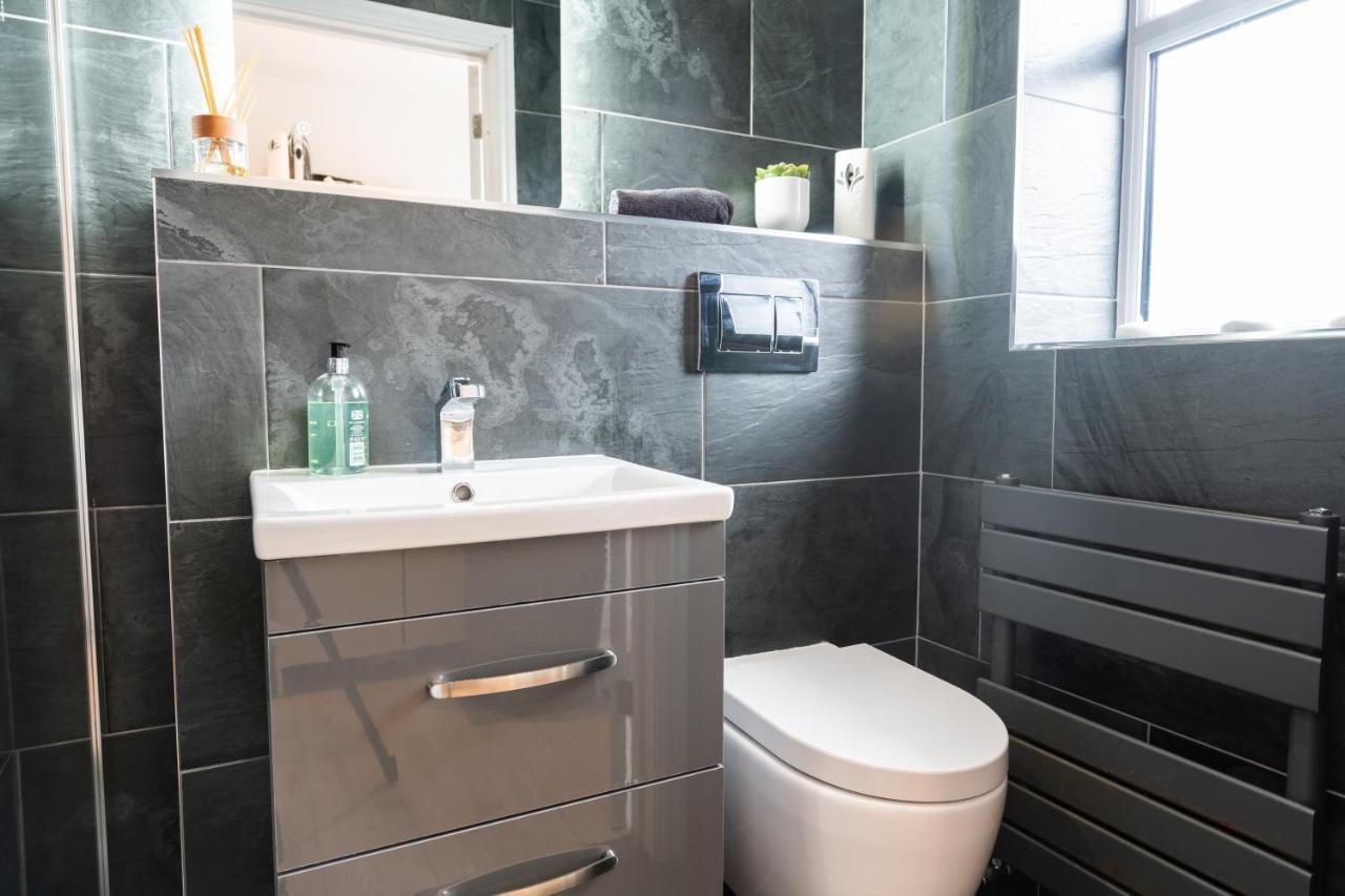 No40Barmouth-Modern,Spacious&Hot Tub Εξωτερικό φωτογραφία