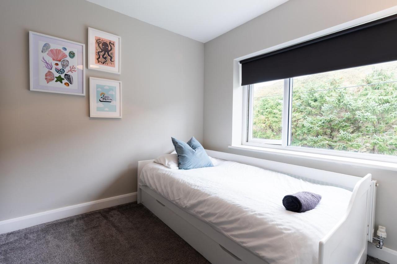 No40Barmouth-Modern,Spacious&Hot Tub Εξωτερικό φωτογραφία