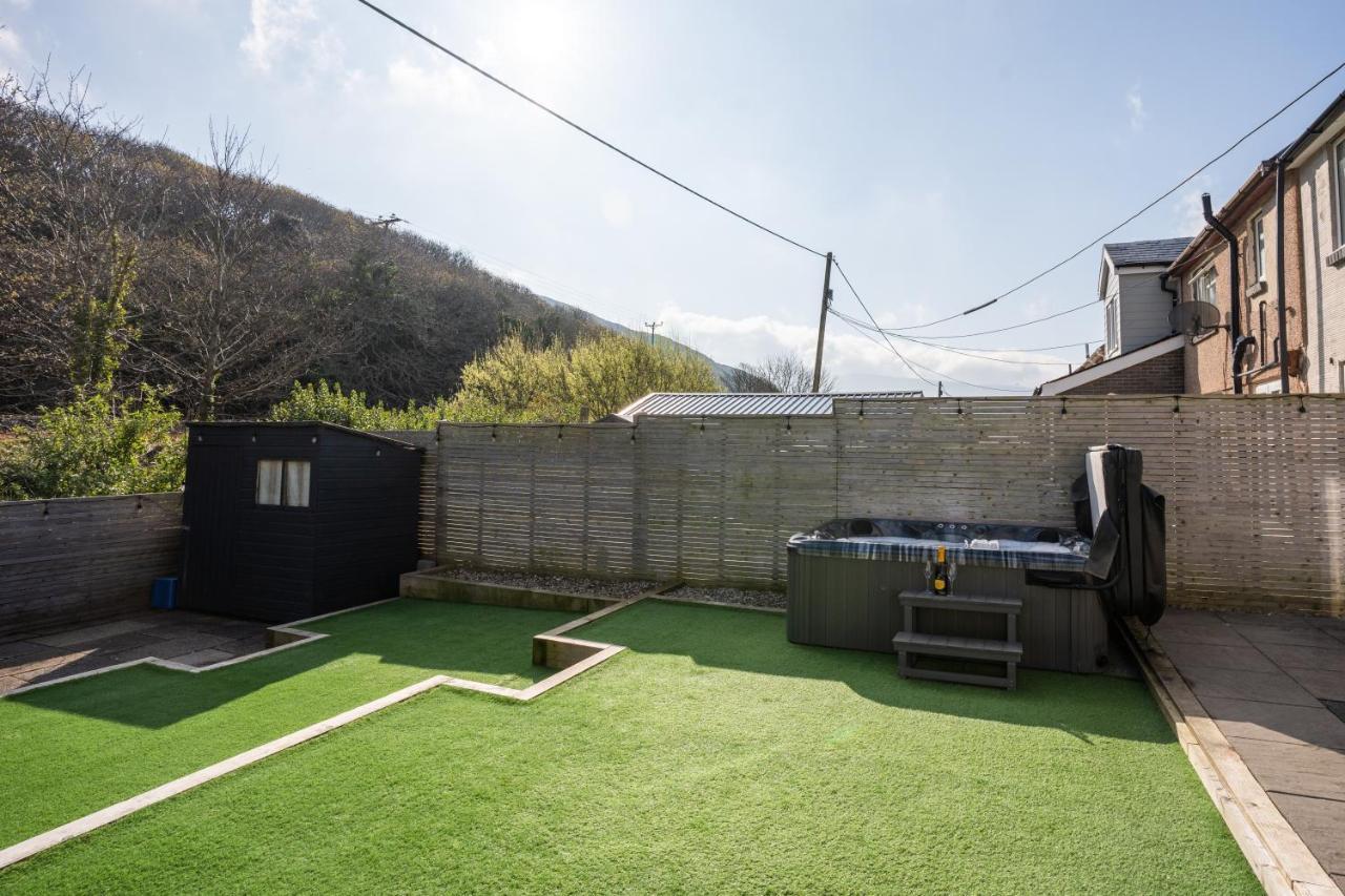 No40Barmouth-Modern,Spacious&Hot Tub Εξωτερικό φωτογραφία